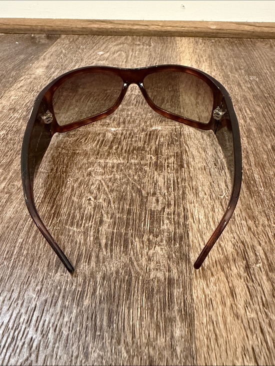 Ed Hardy Brown Gradient Oversized Sunglasses with Embroidered Black Case